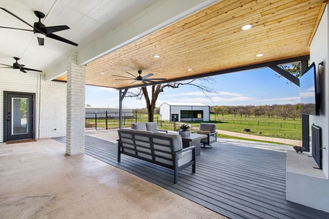 245 Barnes Bridge Road, Sunnyvale, TX 75182