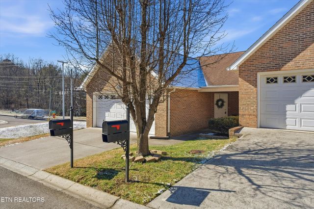 4415 Avery Village Way, Knoxville, TN 37921