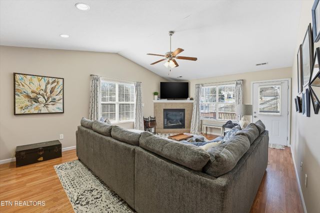 4415 Avery Village Way, Knoxville, TN 37921