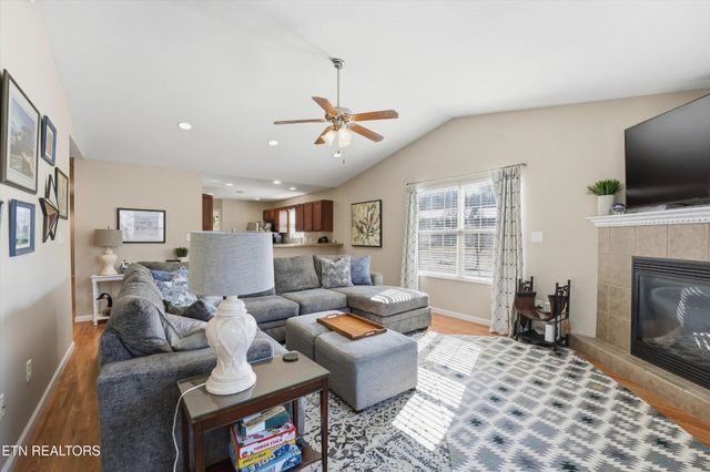 4415 Avery Village Way, Knoxville, TN 37921