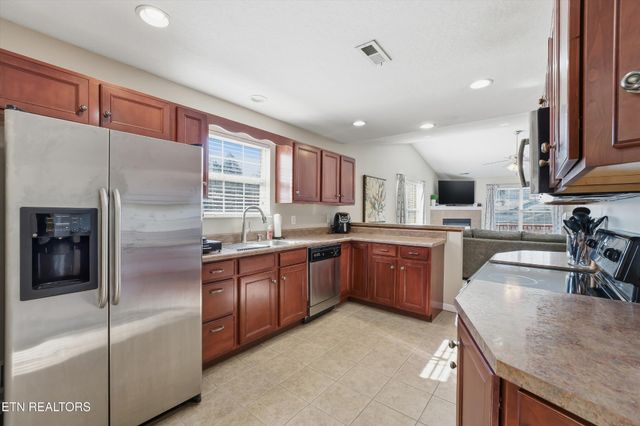 4415 Avery Village Way, Knoxville, TN 37921