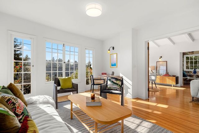 268 268 Capricorn Ave, Oakland, CA 94611