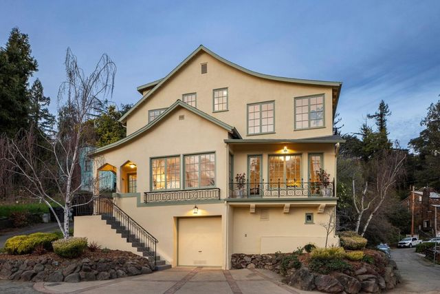 268 268 Capricorn Ave, Oakland, CA 94611