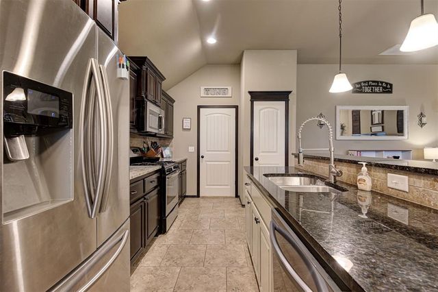 8609 SW 36th Street, Oklahoma City, OK 73179
