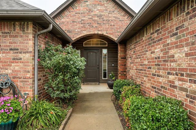 8609 SW 36th Street, Oklahoma City, OK 73179