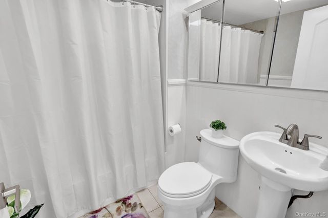 1602 Noble Street, East Meadow, NY 11554