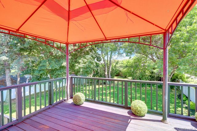 1602 Noble Street, East Meadow, NY 11554