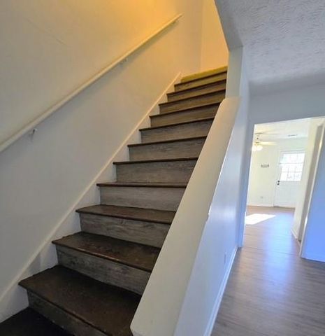 115 Woodberry Court, Woodstock, GA 30188