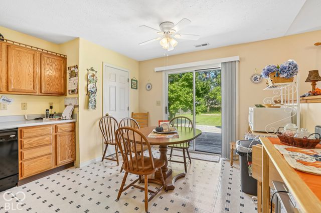 320 E Quail Wood Lane, Westfield, IN 46074