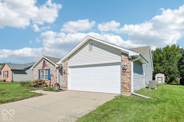 320 E Quail Wood Lane, Westfield, IN 46074