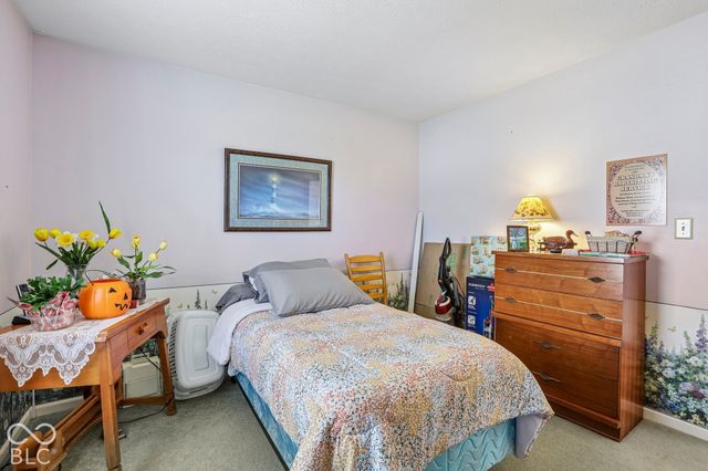320 E Quail Wood Lane, Westfield, IN 46074
