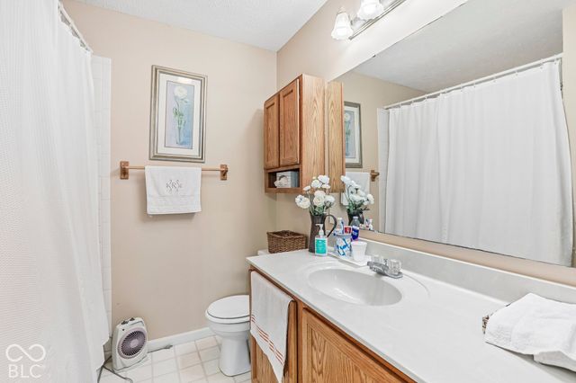 320 E Quail Wood Lane, Westfield, IN 46074