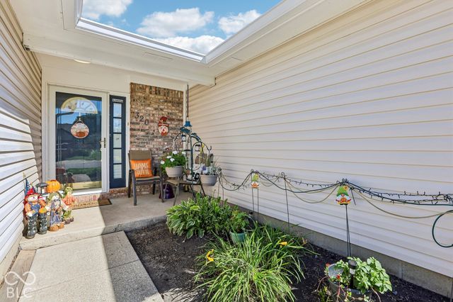 320 E Quail Wood Lane, Westfield, IN 46074