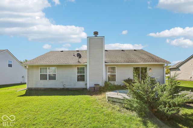 320 E Quail Wood Lane, Westfield, IN 46074