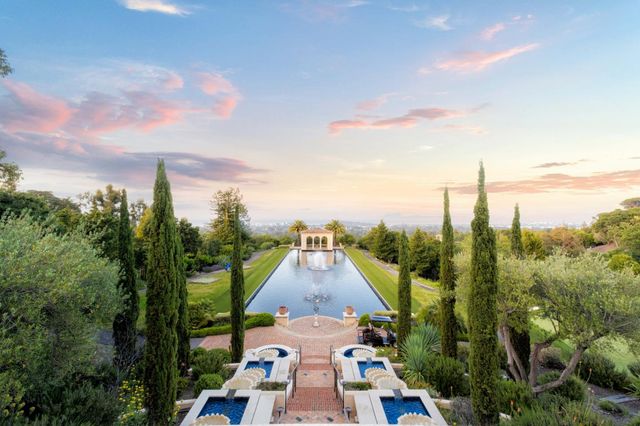 3000 Ralston Avenue, Hillsborough, CA 94010