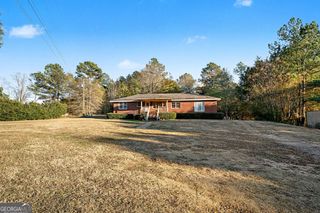 2199 Jackson Lake Road, Mansfield, GA 30055