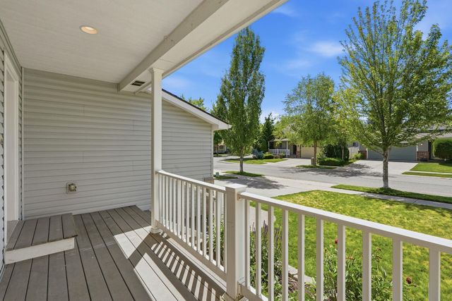 4139 S Stonington Ln, Spokane, WA 99223