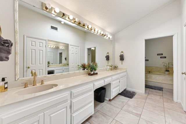 1414 Eagle TRL, Copperas Cove, TX 76522