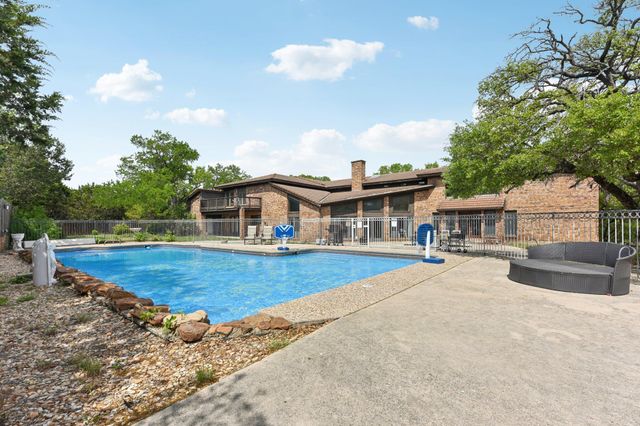 1414 Eagle TRL, Copperas Cove, TX 76522