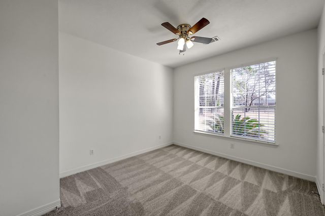 104 Fish Creek Thoroughfare, Montgomery, TX 77316