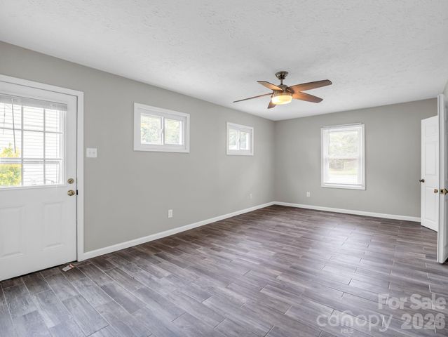 119 Scenic View Drive, Swannanoa, NC 28778