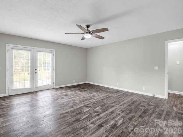 119 Scenic View Drive, Swannanoa, NC 28778