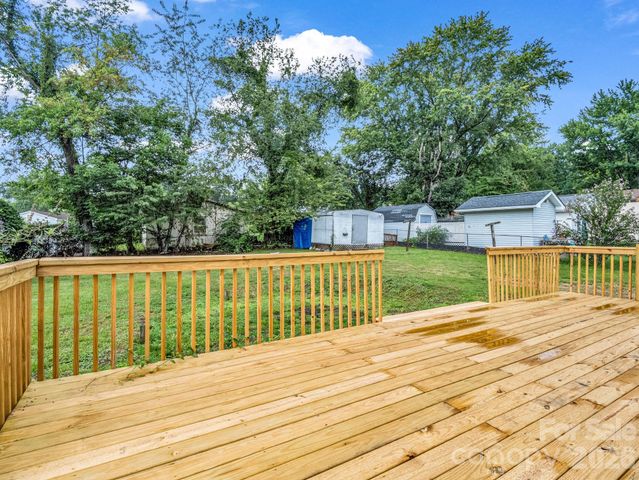 119 Scenic View Drive, Swannanoa, NC 28778