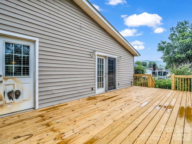 119 Scenic View Drive, Swannanoa, NC 28778