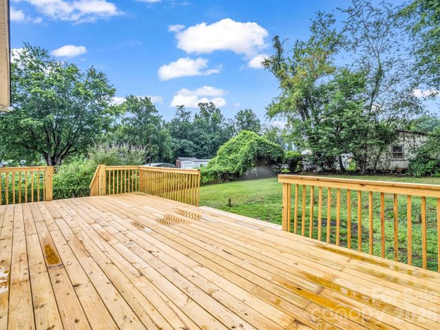 119 Scenic View Drive, Swannanoa, NC 28778