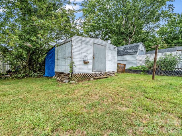 119 Scenic View Drive, Swannanoa, NC 28778