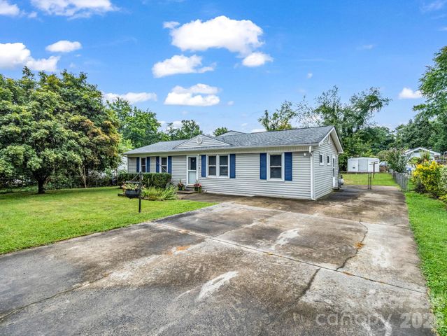119 Scenic View Drive, Swannanoa, NC 28778