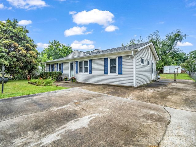 119 Scenic View Drive, Swannanoa, NC 28778