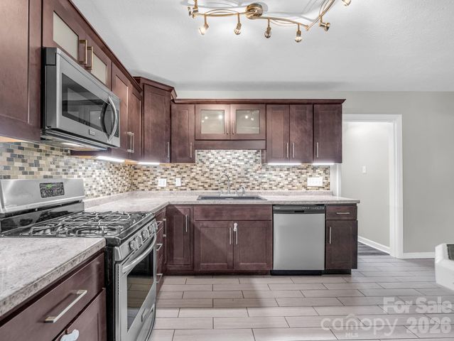 119 Scenic View Drive, Swannanoa, NC 28778