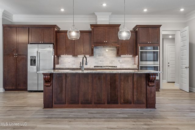 5705 Via Toscana, Ocean Springs, MS 39564