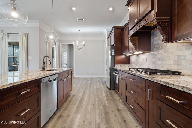 5705 Via Toscana, Ocean Springs, MS 39564