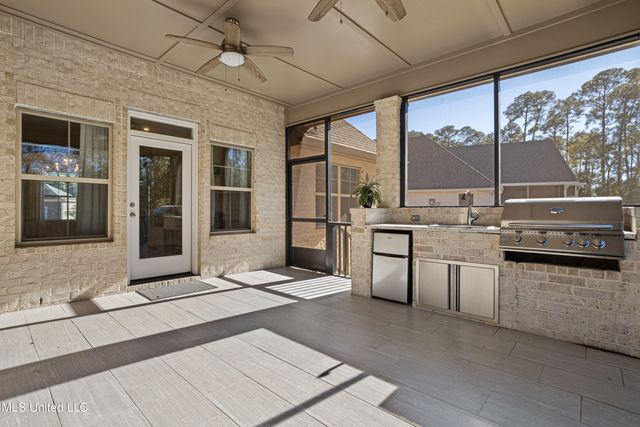 5705 Via Toscana, Ocean Springs, MS 39564