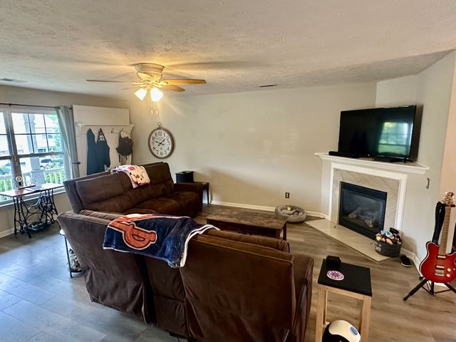 123 Trail Ridge Way, Hendersonville, TN 37075
