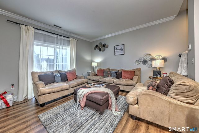 12 Landin Street A, Woodbridge, CT 06525