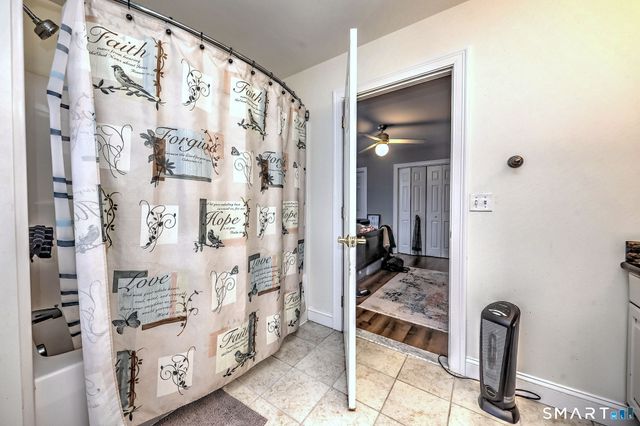 12 Landin Street A, Woodbridge, CT 06525