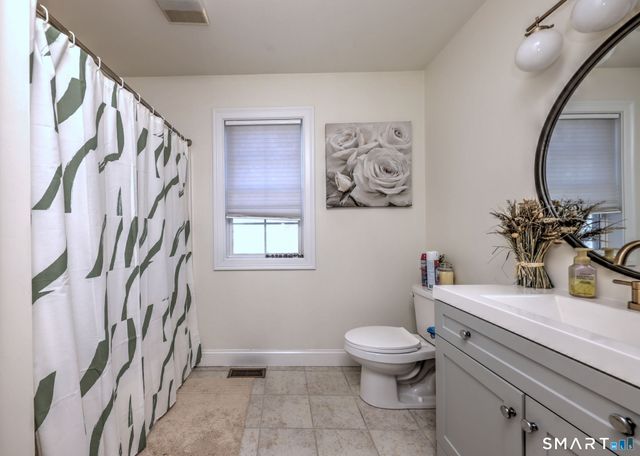 12 Landin Street A, Woodbridge, CT 06525