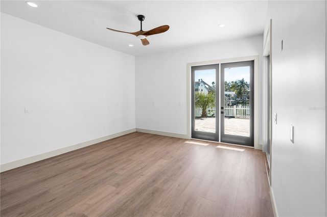 567 BAYWOOD DRIVE S, Dunedin, FL 34698