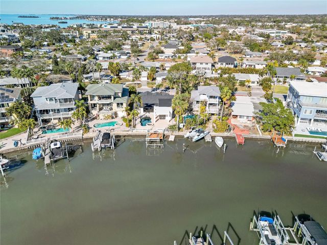 567 BAYWOOD DRIVE S, Dunedin, FL 34698