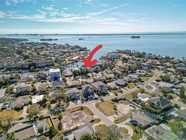 567 BAYWOOD DRIVE S, Dunedin, FL 34698