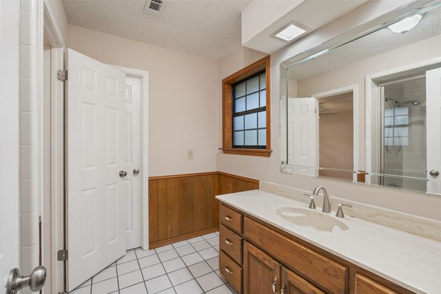 118 Robin Hood Way, Gun Barrel City, TX 75156