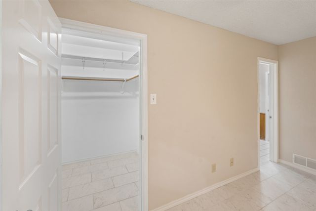 118 Robin Hood Way, Gun Barrel City, TX 75156