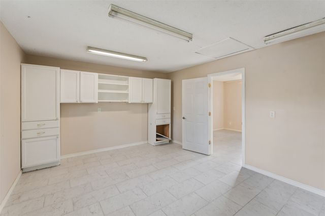 118 Robin Hood Way, Gun Barrel City, TX 75156