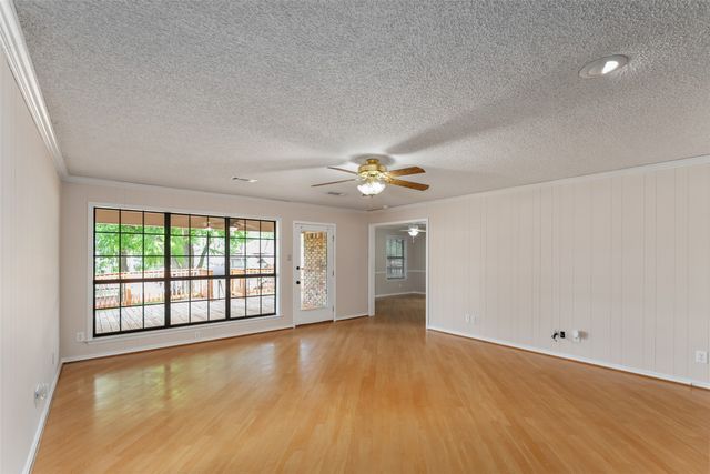 118 Robin Hood Way, Gun Barrel City, TX 75156