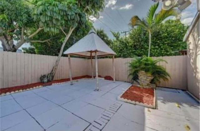 952 30th Street, West Palm Beach, FL 33407