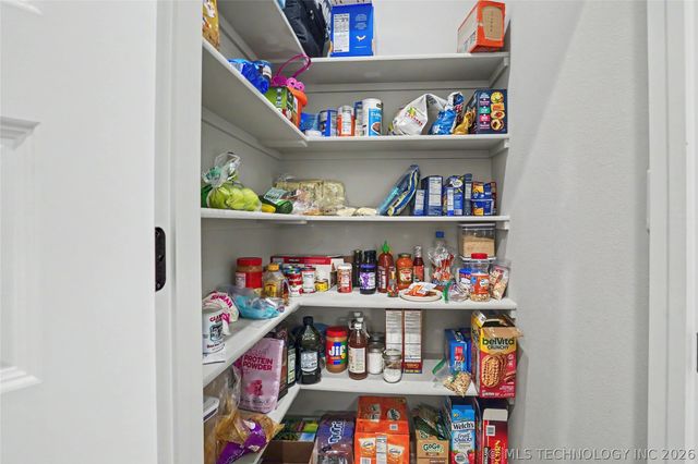 7009 E Oakland Street, Broken Arrow, OK 74014