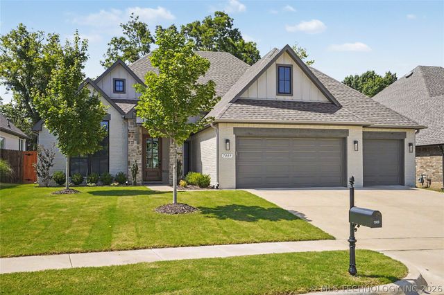 7009 E Oakland Street, Broken Arrow, OK 74014
